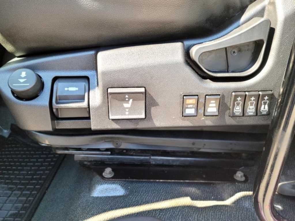 현대 메가트럭 카고 4.5톤 수동 9