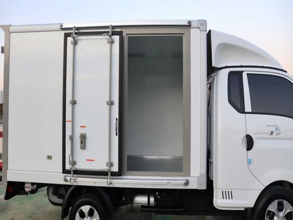 현대 포터2 1톤 저상탑 LPG 18