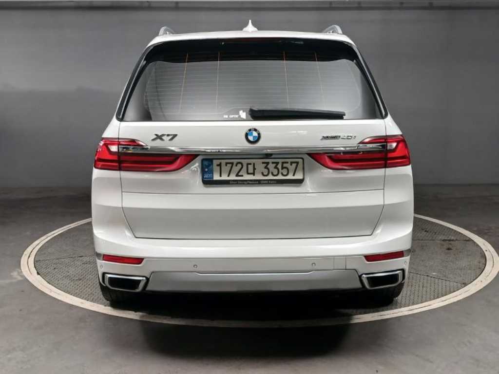 BMW X7 xDrive 40i 디자인 퓨어 엑셀런스 7인승 사진 2/20