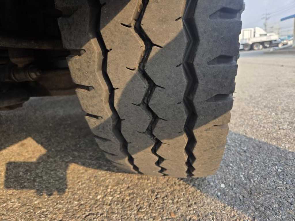 현대 메가트럭 단바리 윙바디 4.5톤 수동 8