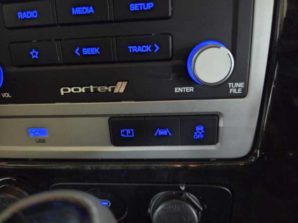 현대 포터2 1톤 카고 LPG 13