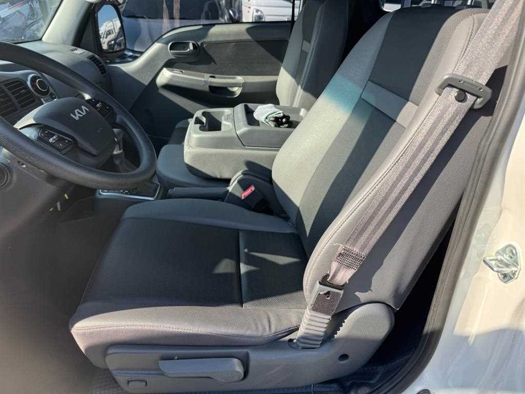 기아 봉고3 1톤 카고 표준캡 장축 LPG 5