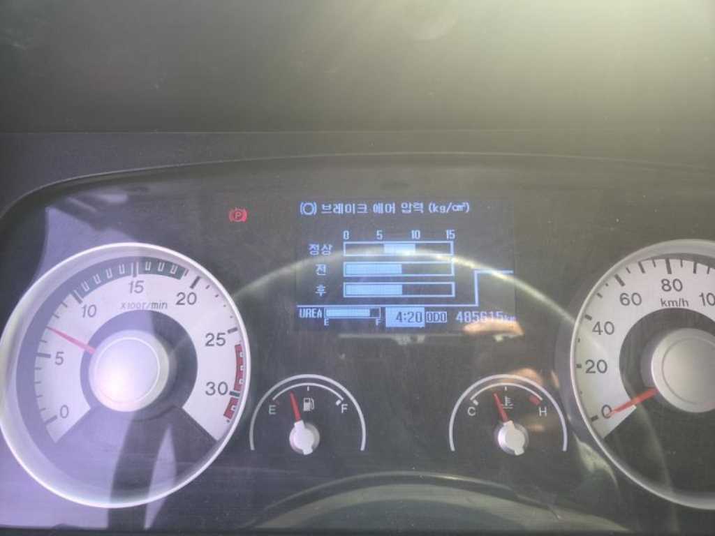 현대 메가트럭 단바리 윙바디 4.5톤 수동 10