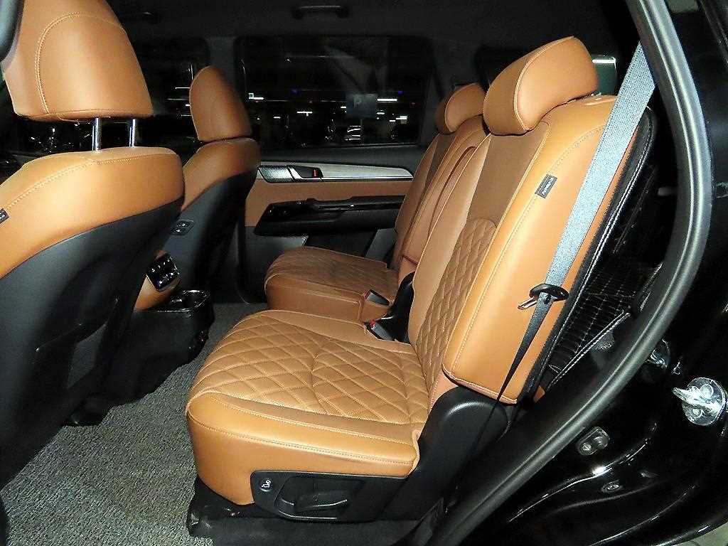 Kia Mohave 4WD Masters 8