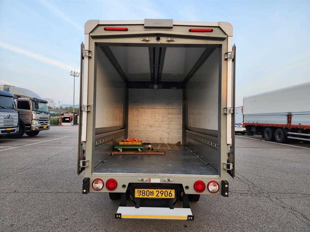 기아 봉고3 1.2톤 윙바디 표준캡 LPG 5