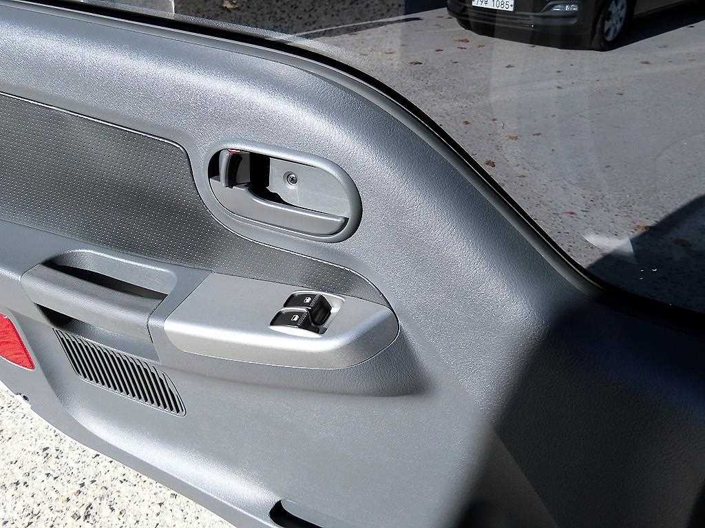 기아 봉고3 1톤 표준탑 LPG 11