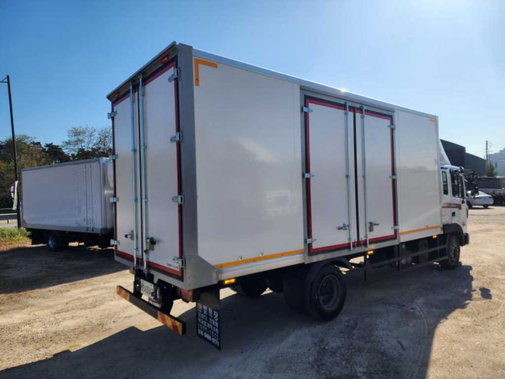 현대 메가트럭 익스하이탑 장축 3