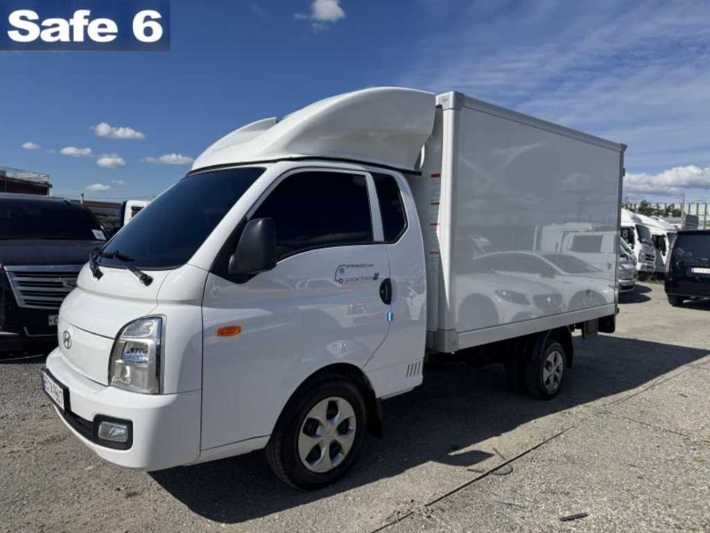 현대 포터2 1톤 냉장탑 LPG