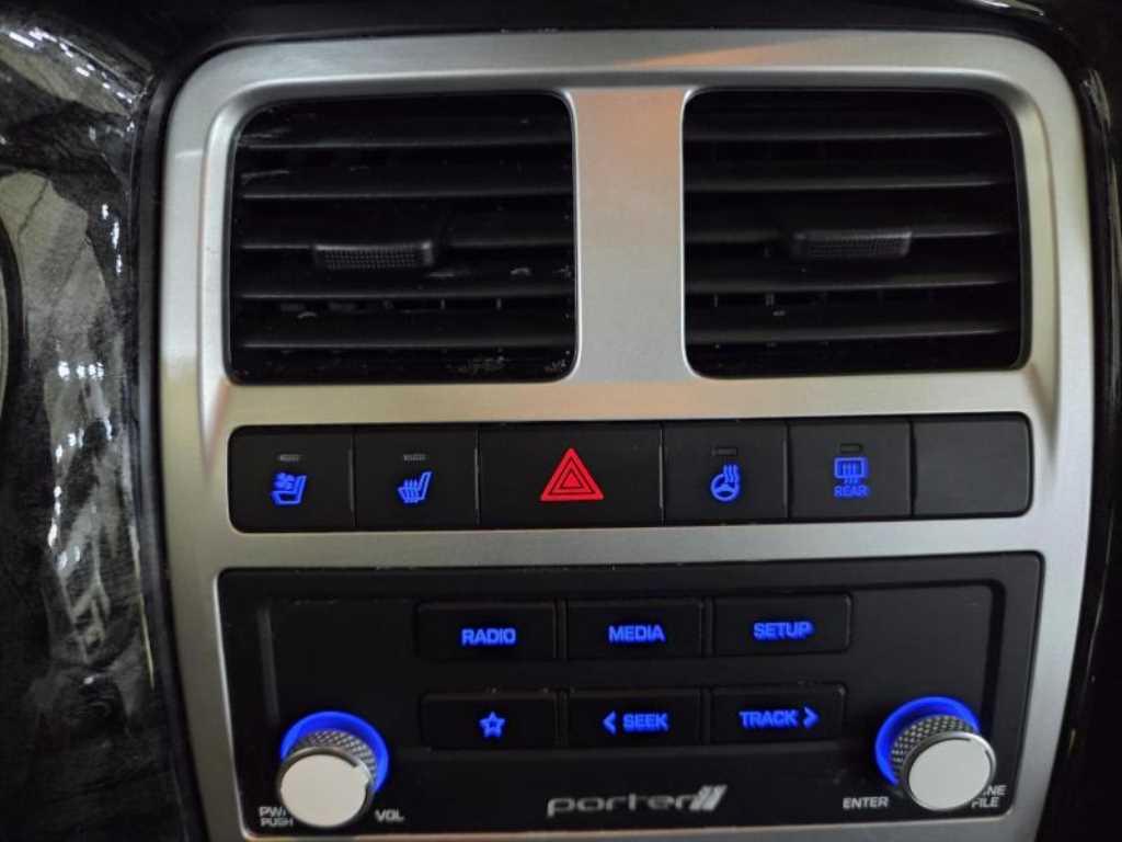 현대 포터2 1톤 카고 LPG 12