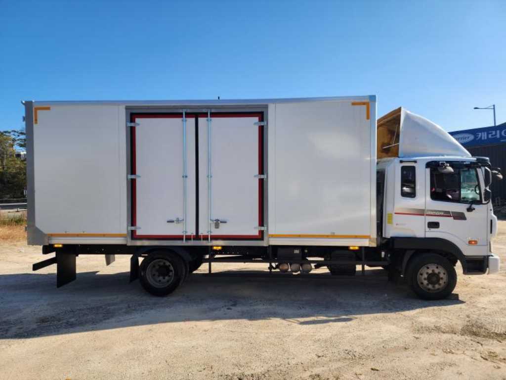 현대 메가트럭 익스하이탑 장축