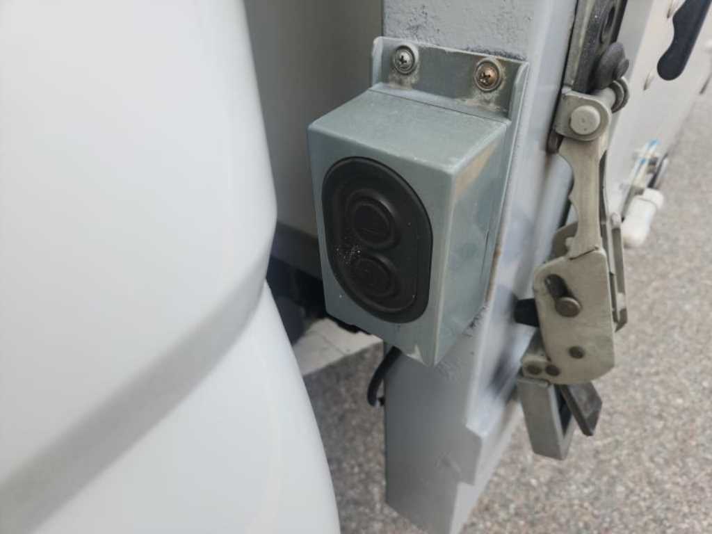 기아 봉고3 1톤 윙바디 12