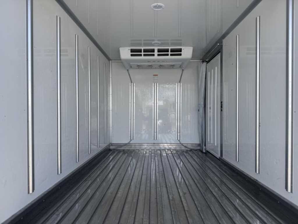 현대 포터2 1톤 냉장탑 LPG 17