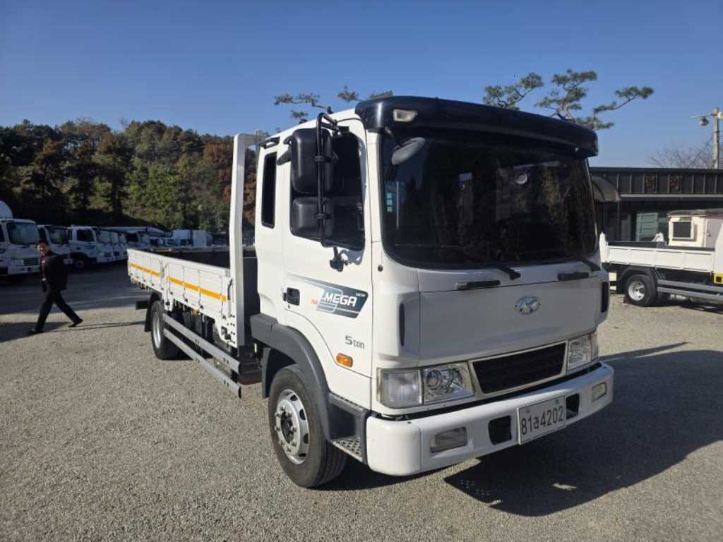 현대 메가트럭 단바리 카고 5톤 수동 1