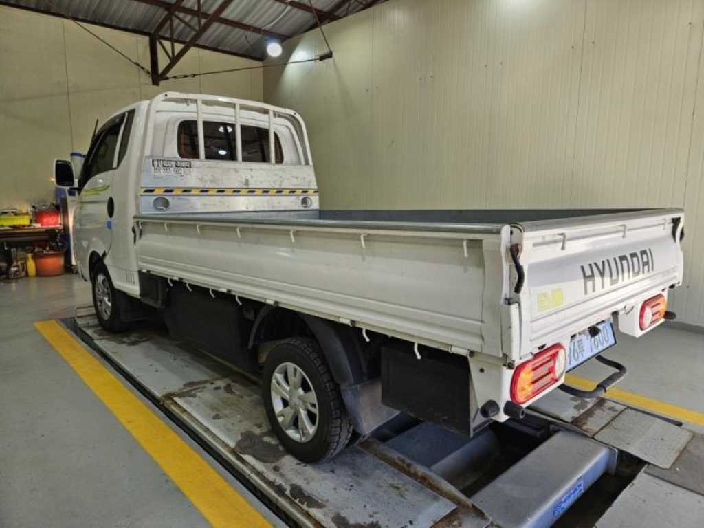 현대 포터2 1톤 카고 전기 3