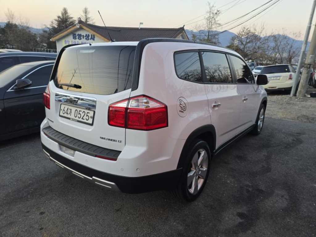 Chevrolet Orlando 2.0 Diesel LT Safety Pack 6