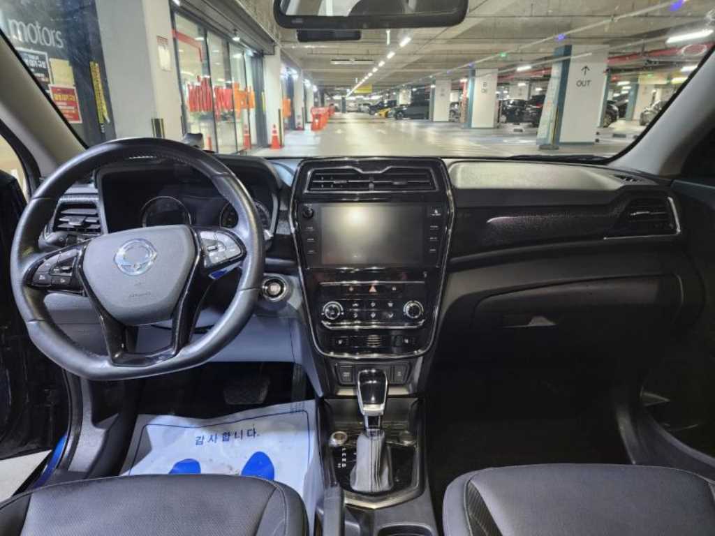 KG Mobility (Ssangyong) Tivoli 2WD Gasoline 1.5 V5 10