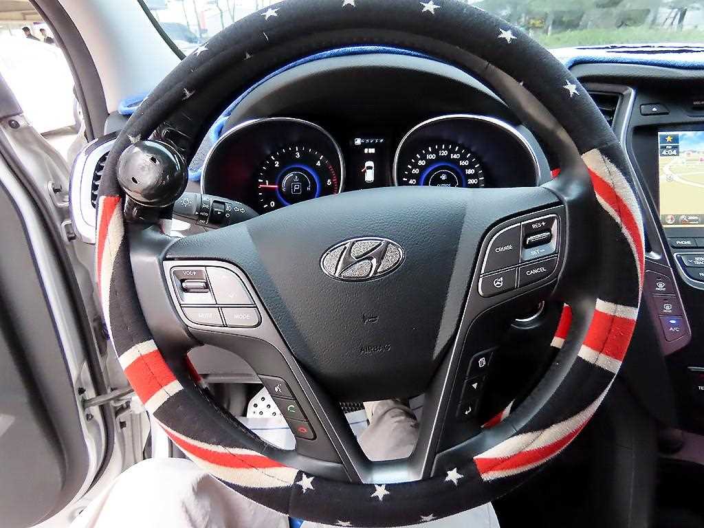 Hyundai Santa Fe Diesel 2WD 2.0 Exclusive Special 9