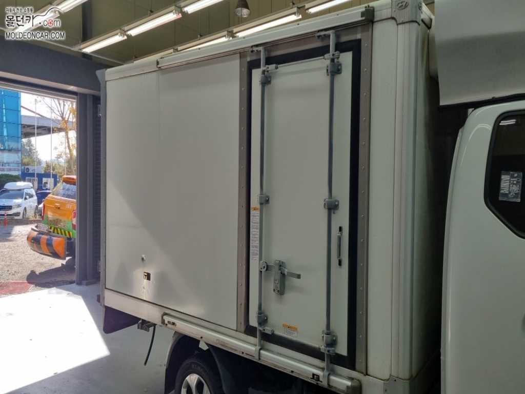 현대 포터2 1톤 냉동탑 7