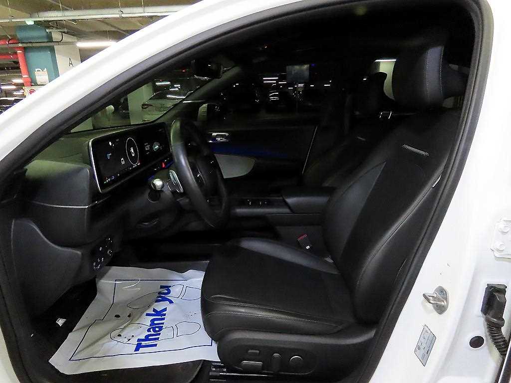 Hyundai IONIQ Long Range Exclusive Plus 7