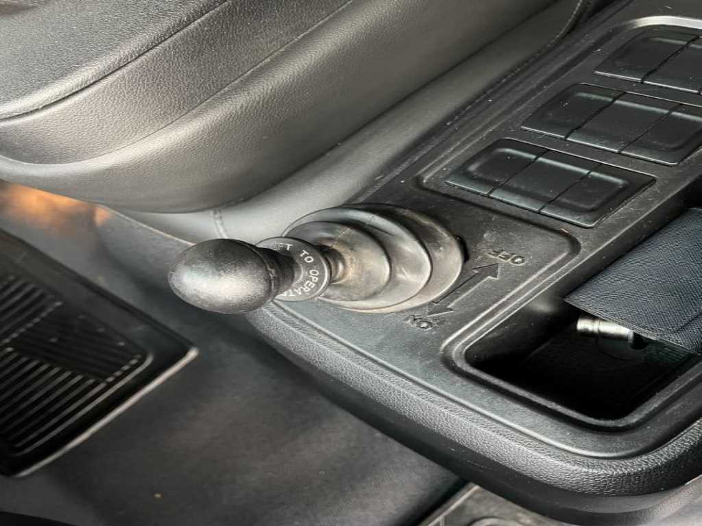 타타대우 더쎈 3.5톤 윙바디 17