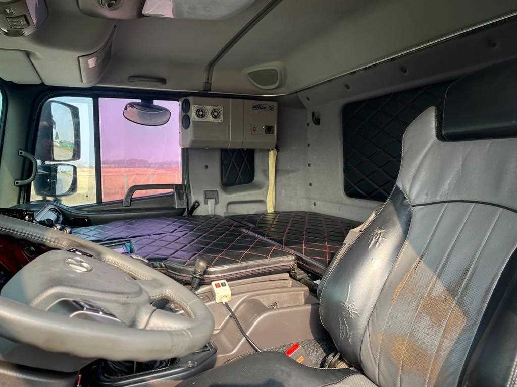 현대 메가트럭 와이드캡 카고 6.5톤 수동 12