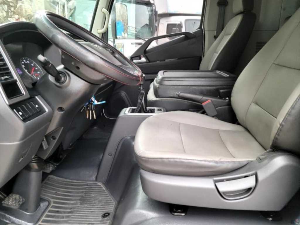 현대 올뉴마이티 2.5톤 익스하이탑 7