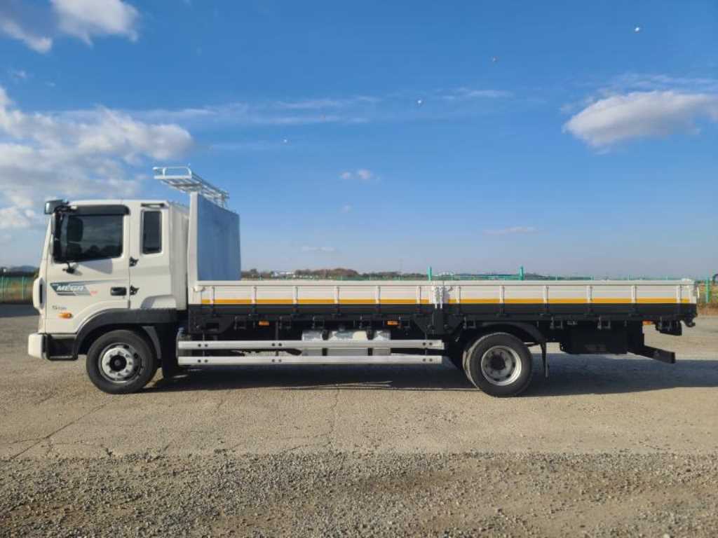 현대 메가트럭 카고 장축 2