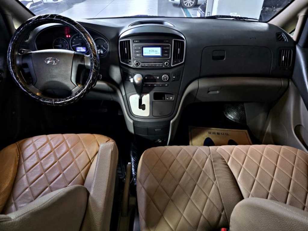 Hyundai Starex Camping Car 2WD 9