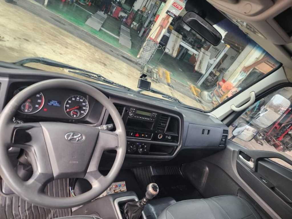 현대 올뉴마이티 3.5톤 카고 4