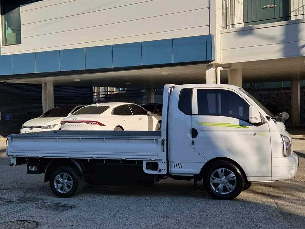 현대 포터2 1톤 카고 전기 2