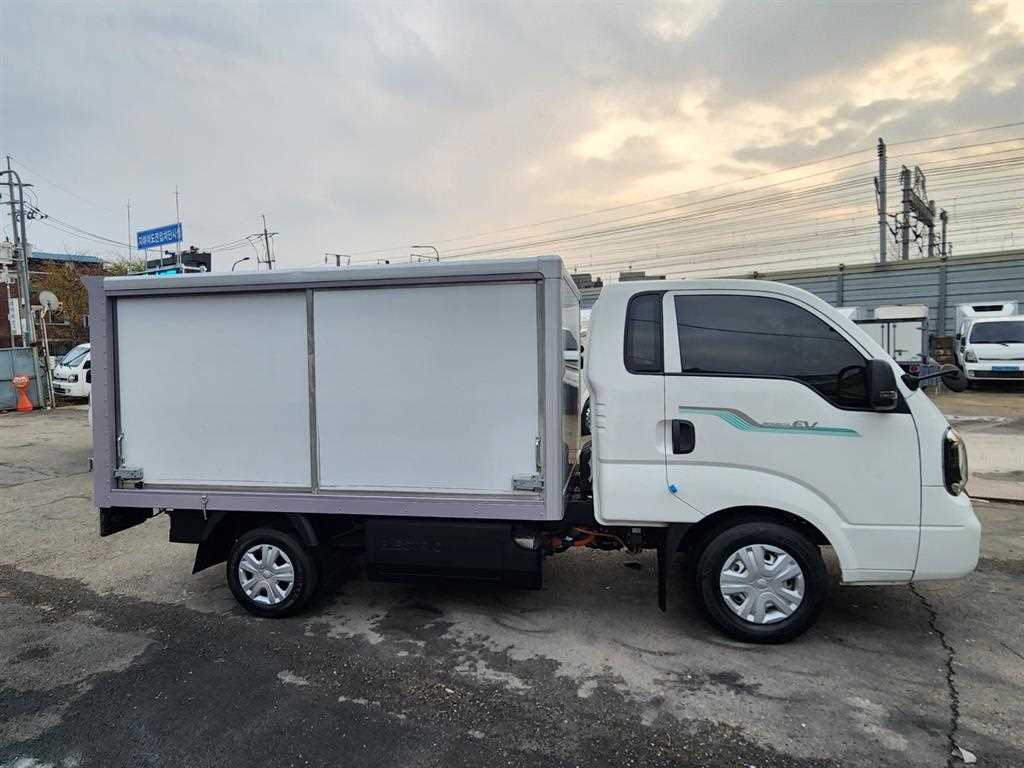기아 봉고3 1톤 저상탑 전기 4