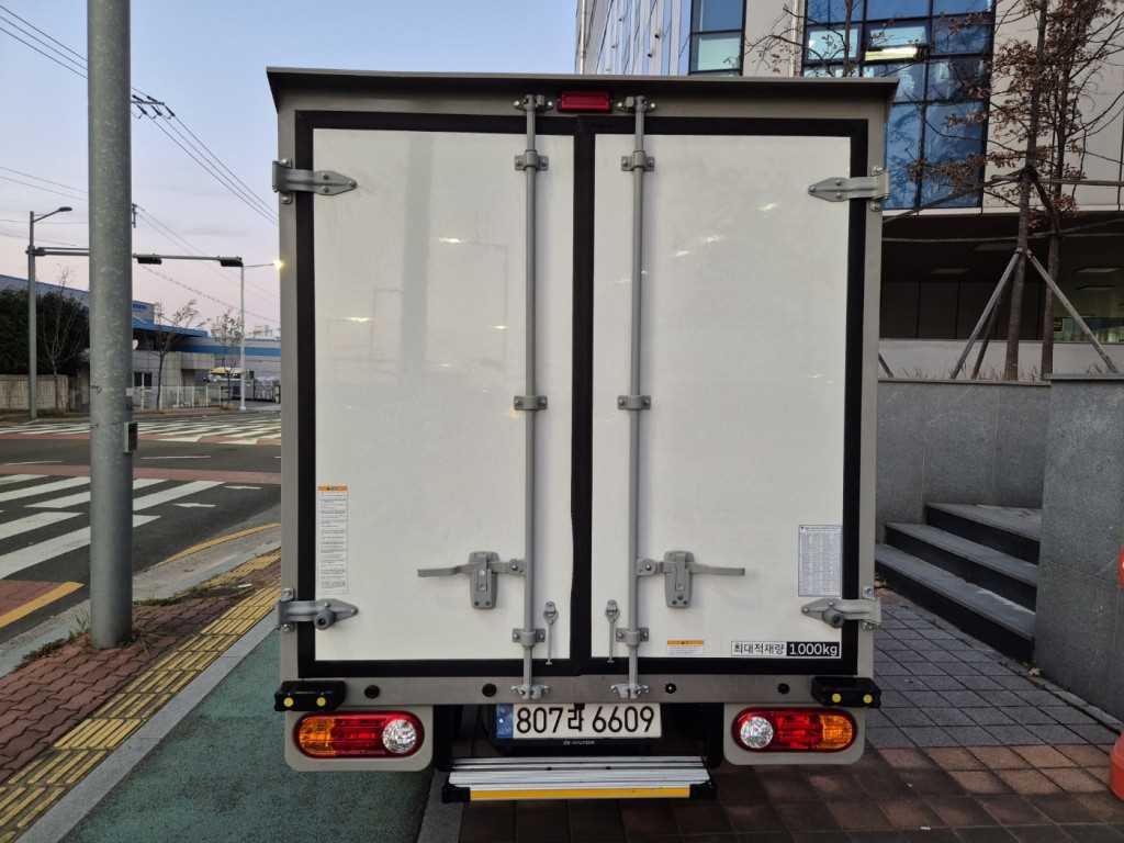 현대 포터2 1톤 냉동탑 LPG 4