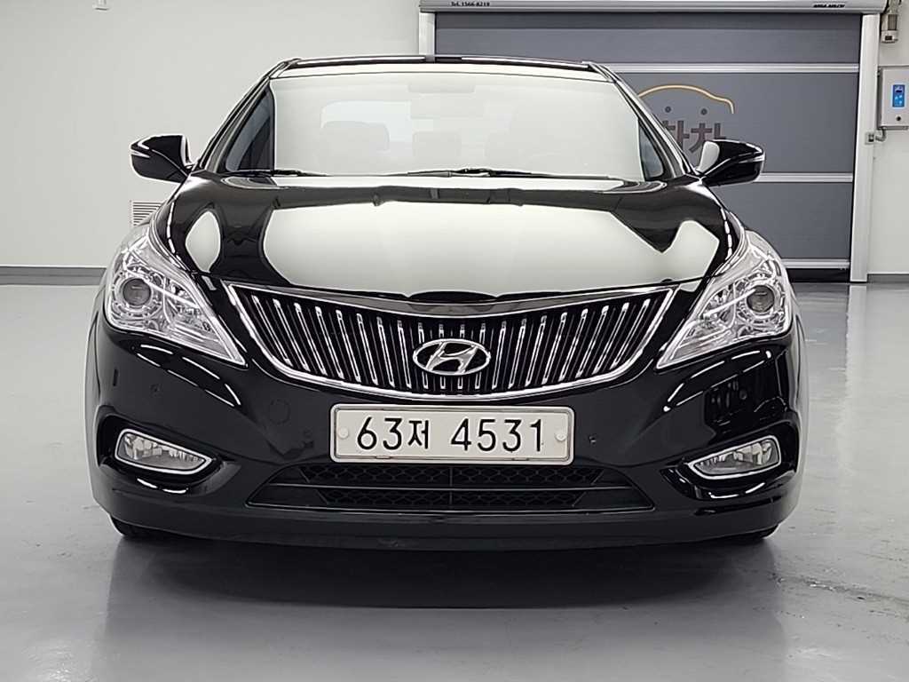 현대 그랜저 HG300 PREMIUM 사진 2/20