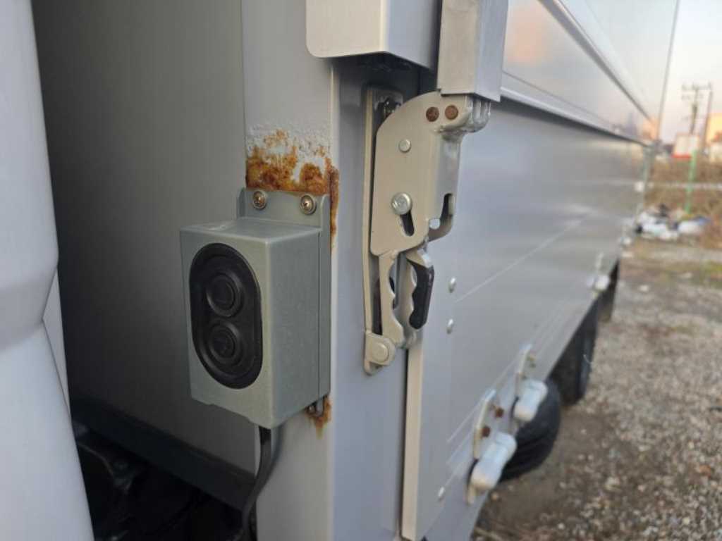 기아 봉고3 1톤 윙바디 7