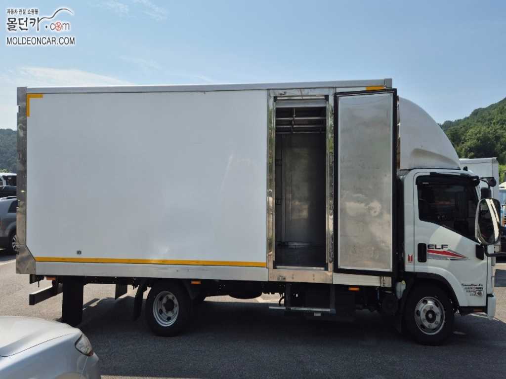 이스즈 엘프 냉동탑 13