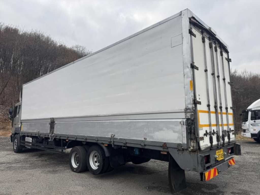 타타대우 노부스 냉장윙 4.5톤 수동 5