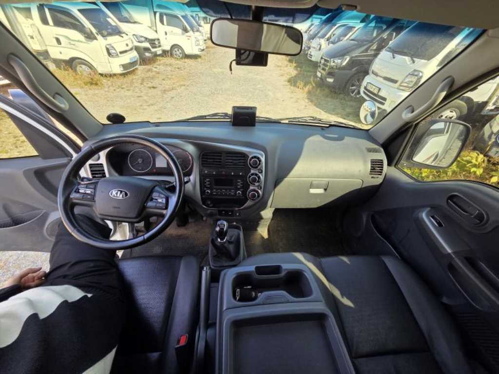 기아 봉고3 1톤 표준탑 4