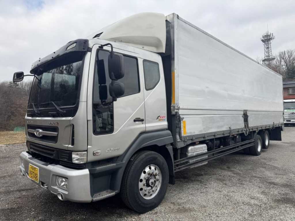 타타대우 노부스 냉장윙 4.5톤 수동 2