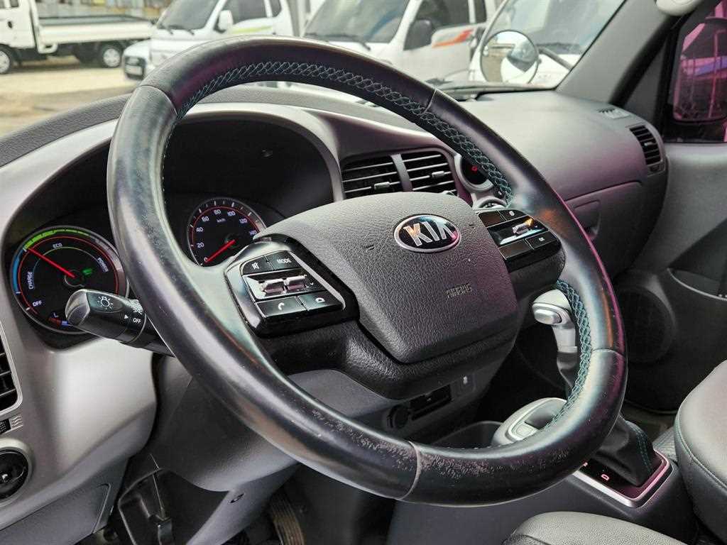 기아 봉고3 1톤 저상탑 전기 9