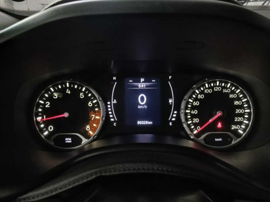 Jeep Renegade 2.4 Longitude 10