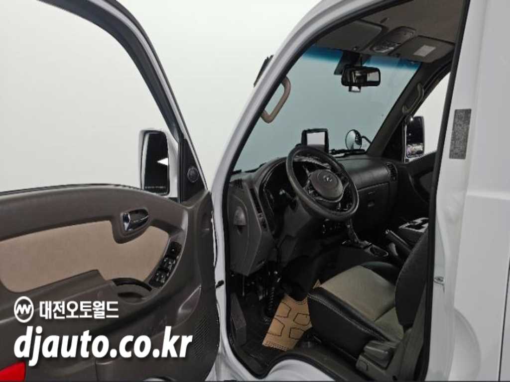 현대 포터2 1톤 카고 더블캡 장축 9