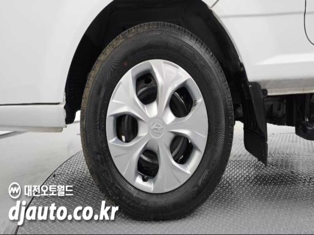 현대 포터2 1톤 카고 더블캡 장축 4