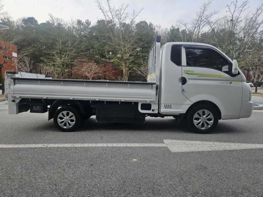 현대 포터2 1톤 카고 전기 4