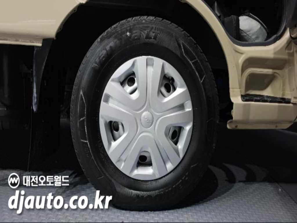 기아 봉고3 1톤 카고 더블캡 장축 LPG 4