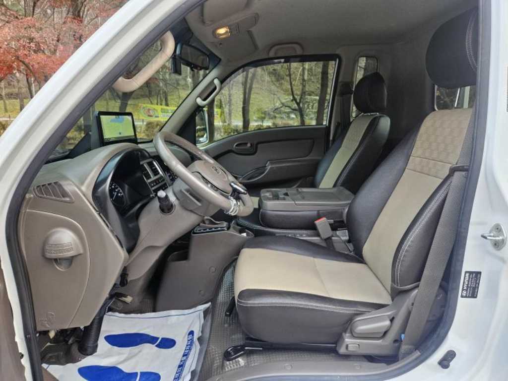 현대 포터2 1톤 카고 전기 9