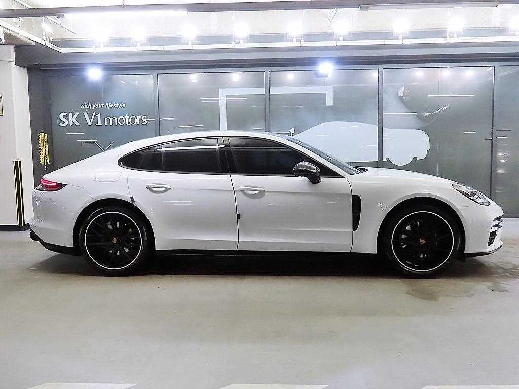Porsche Panamera 2.9 4 4