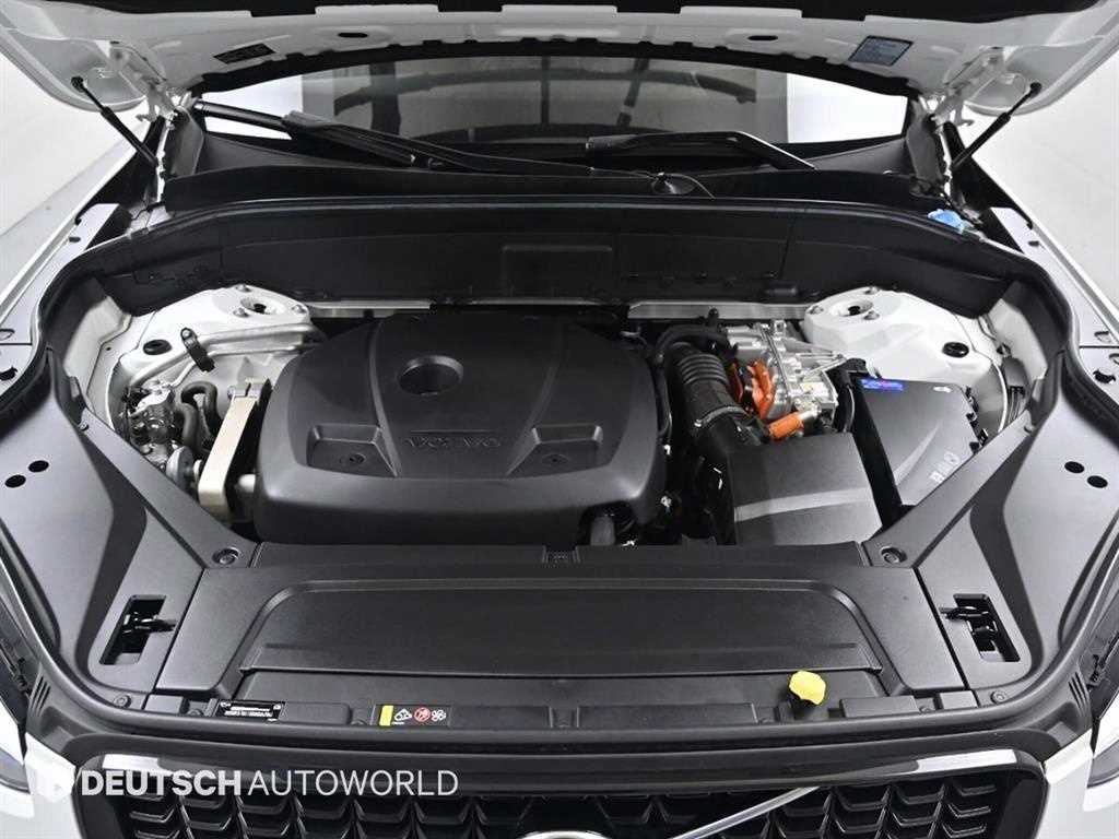 Volvo XC90 2.0 T8 AWD R- Design 7