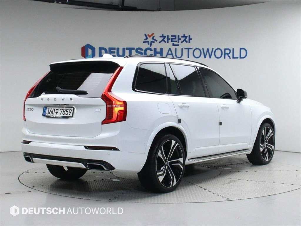 Volvo XC90 2.0 T8 AWD R- Design 3