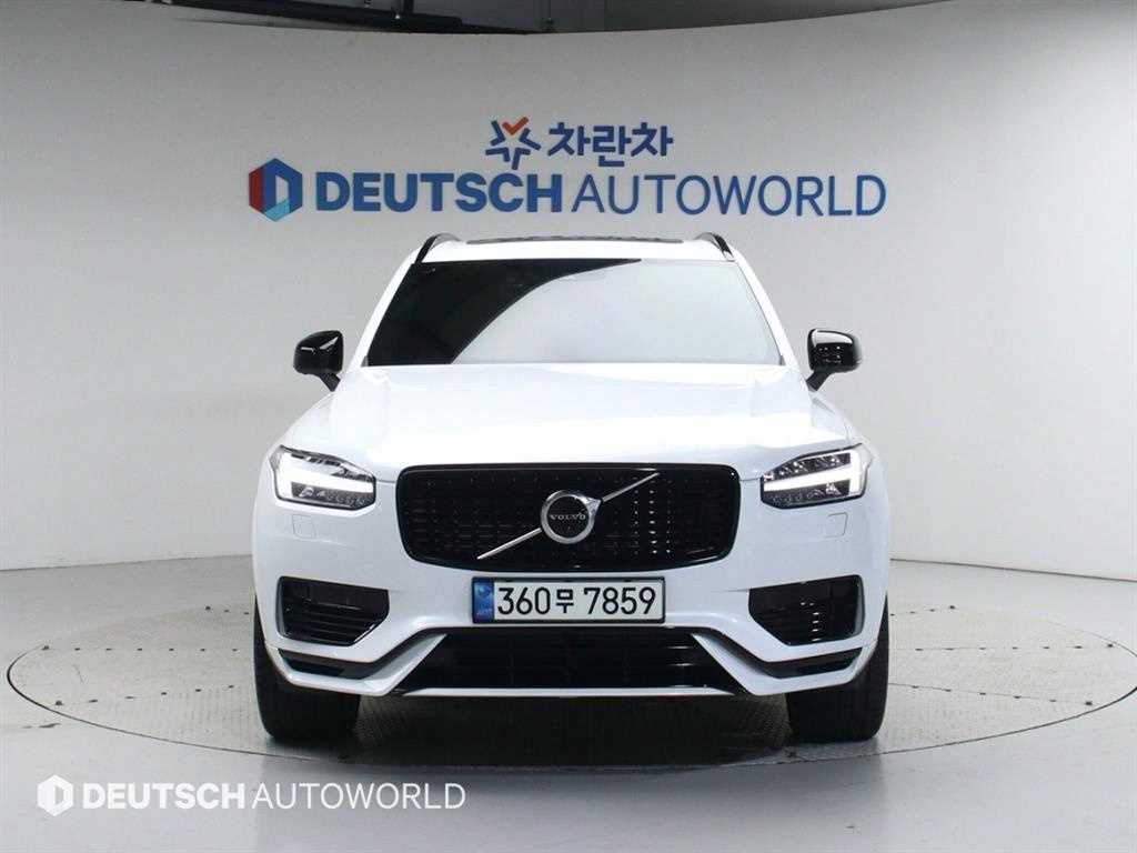 Volvo XC90 2.0 T8 AWD R- Design 4