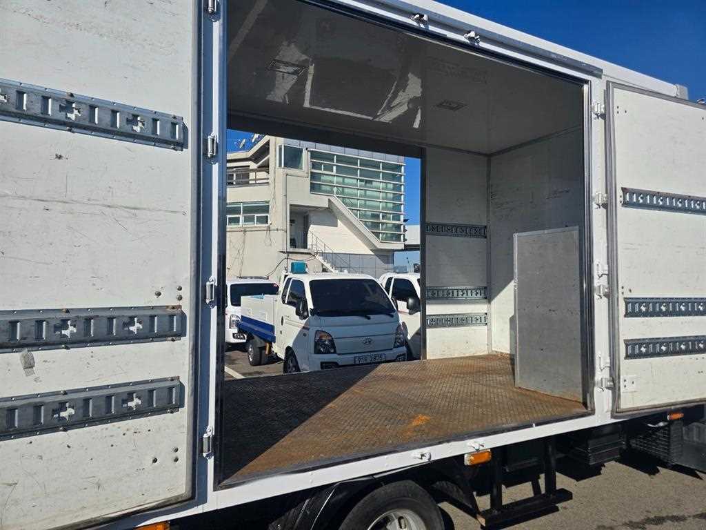 현대 올뉴마이티 2.5톤 익스하이탑 13